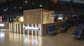 武汉高铁站VIP店装修工程施工现场_bsports必一运动装饰公司